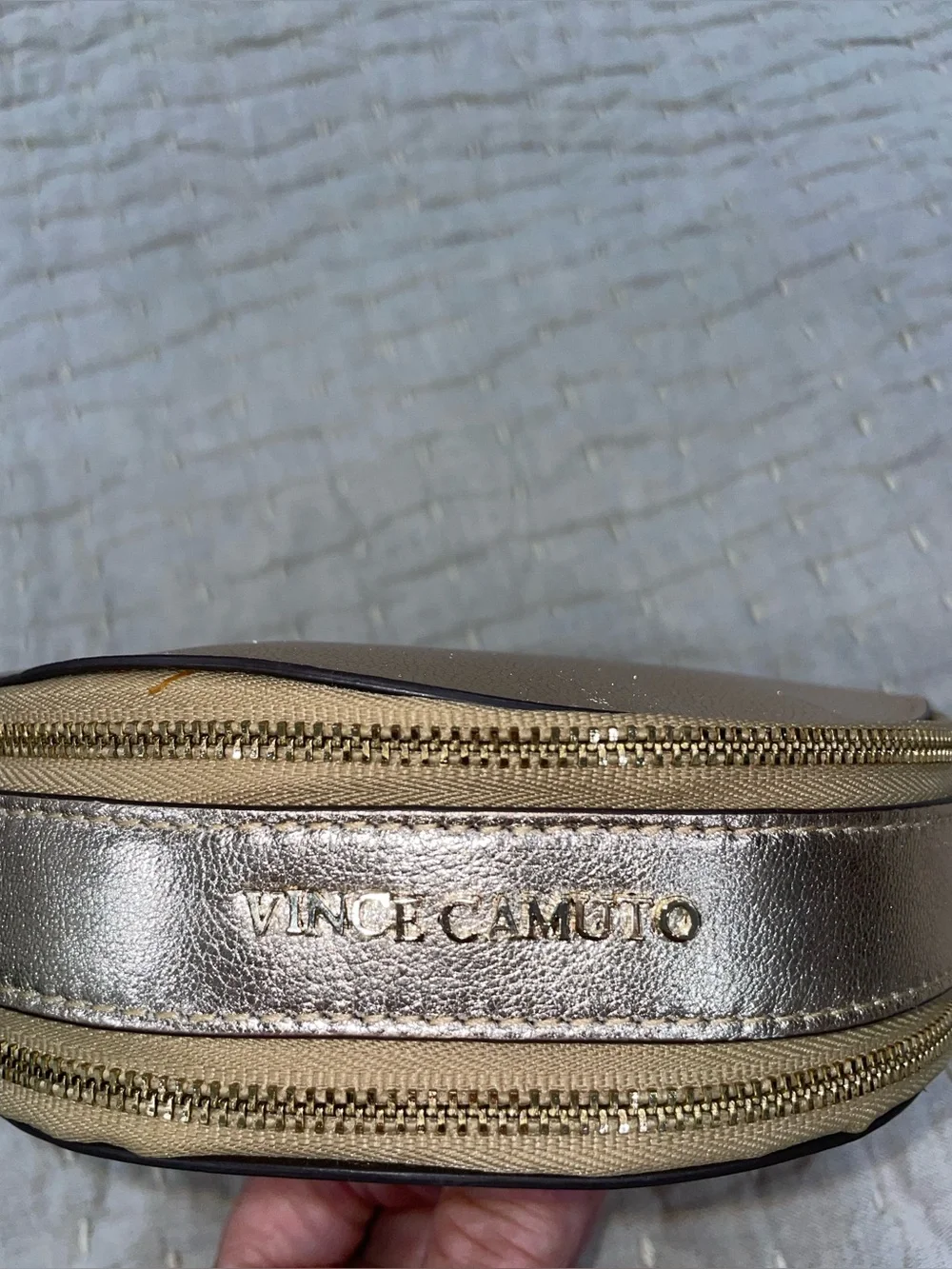 Vince Camuto Gold Leather Travel Jewelry & Cosmetics Bag NWT